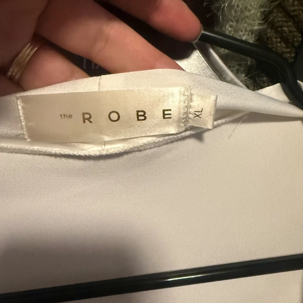 The Robe SET - Picture 4 of 9